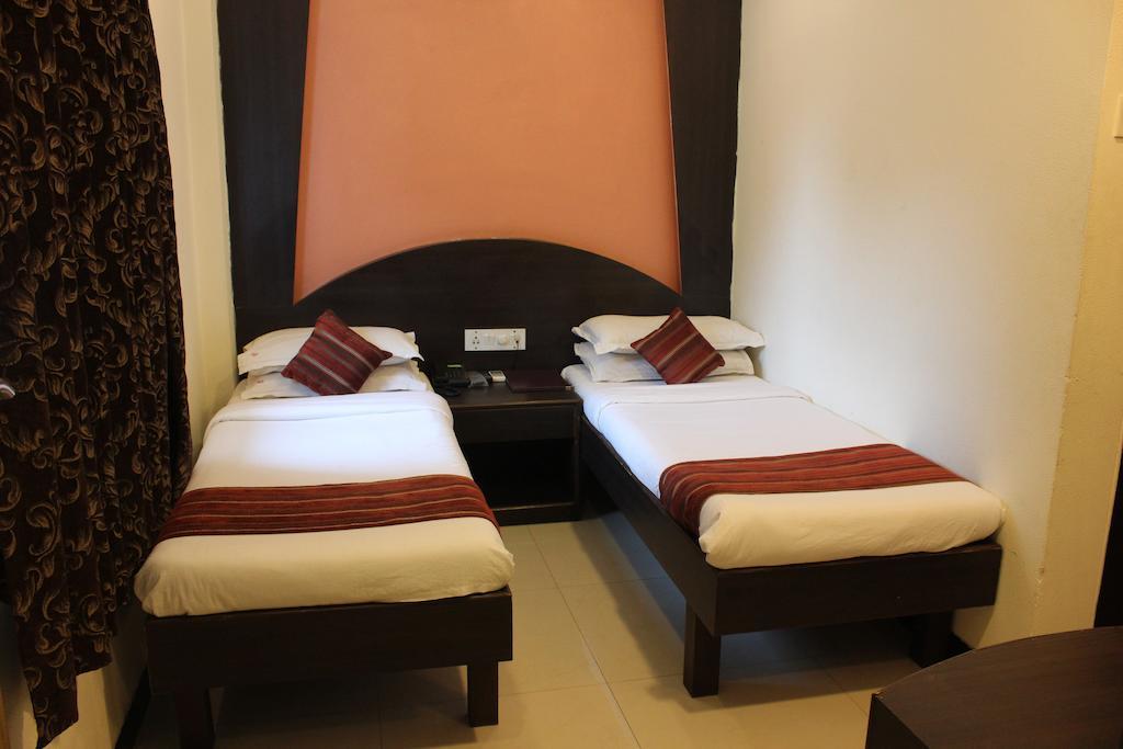 Hotel Fortune Bombay Extérieur photo
